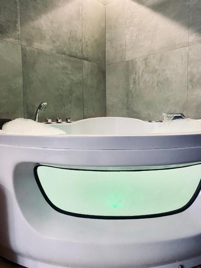 Apartment Premium Jacuzzi For Couples, Old Town Krasków Εξωτερικό φωτογραφία