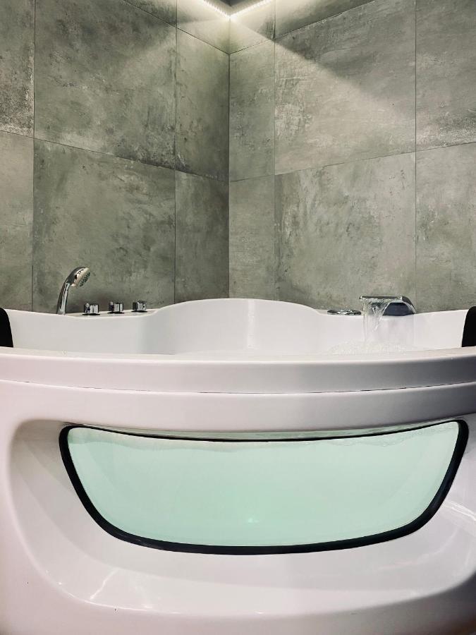 Apartment Premium Jacuzzi For Couples, Old Town Krasków Εξωτερικό φωτογραφία
