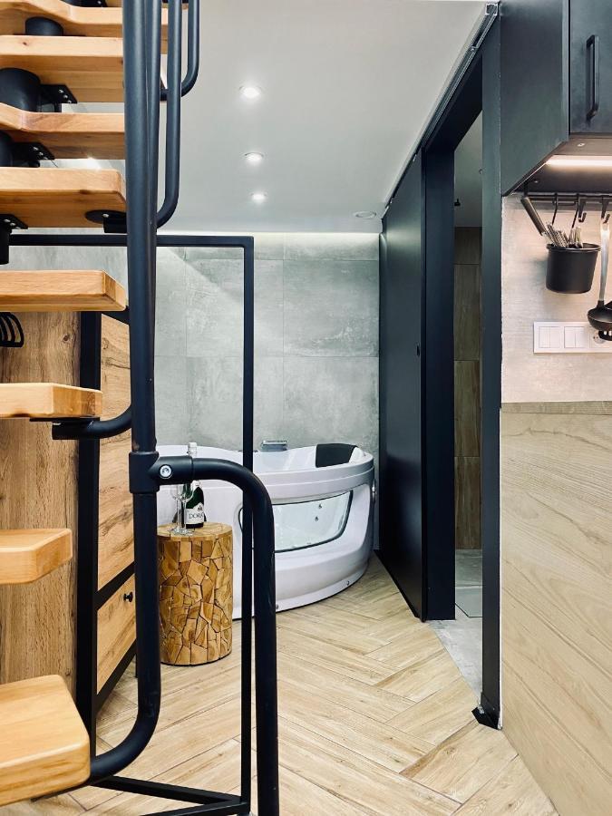 Apartment Premium Jacuzzi For Couples, Old Town Krasków Εξωτερικό φωτογραφία