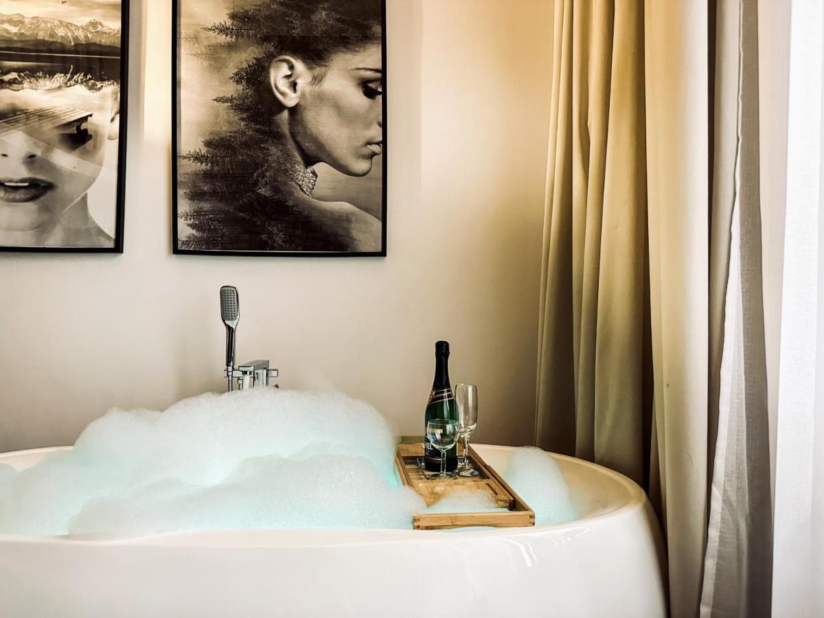 Apartment Premium Jacuzzi For Couples, Old Town Krasków Εξωτερικό φωτογραφία